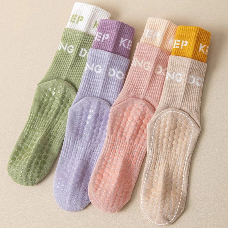 1Pair Mid Calf Yoga Socks Pila - огляд і ціна Yoga Dance & Fitness Center Llc