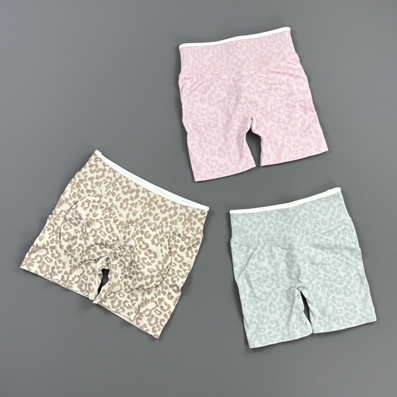 HISTELLO Gym Shorts Leopard Pr - огляд і ціна Yoga Fitness Gym
