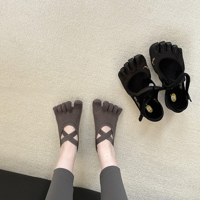 Women's Criss-Cross Strappy Fi - огляд і ціна Yoga Fitness Studio